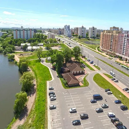 Новые Апартаменты У Реки Свислочь Apartament