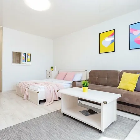Apartment Новые Апартаменты У Реки Свислочь *